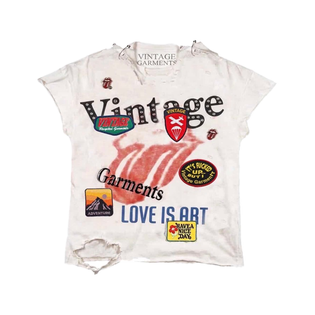 Vintage Art Tee white, front patch collage